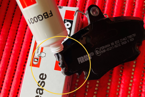 brake-grease-on-pads brake-grease-on-pads