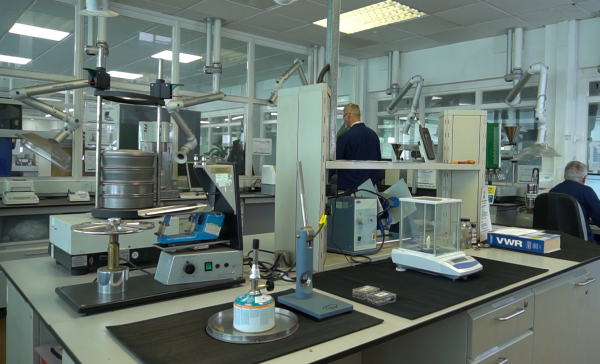 ferodo-from-lab-to-track-600x352 ferodo-from-lab-to-track-600x352